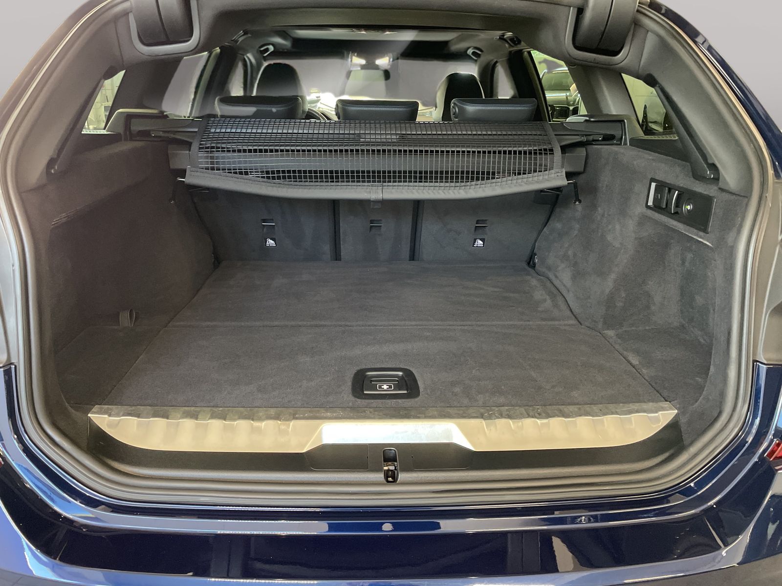 BMW 320e xDrive Touring M Sport - Samsaru's Car Outlet