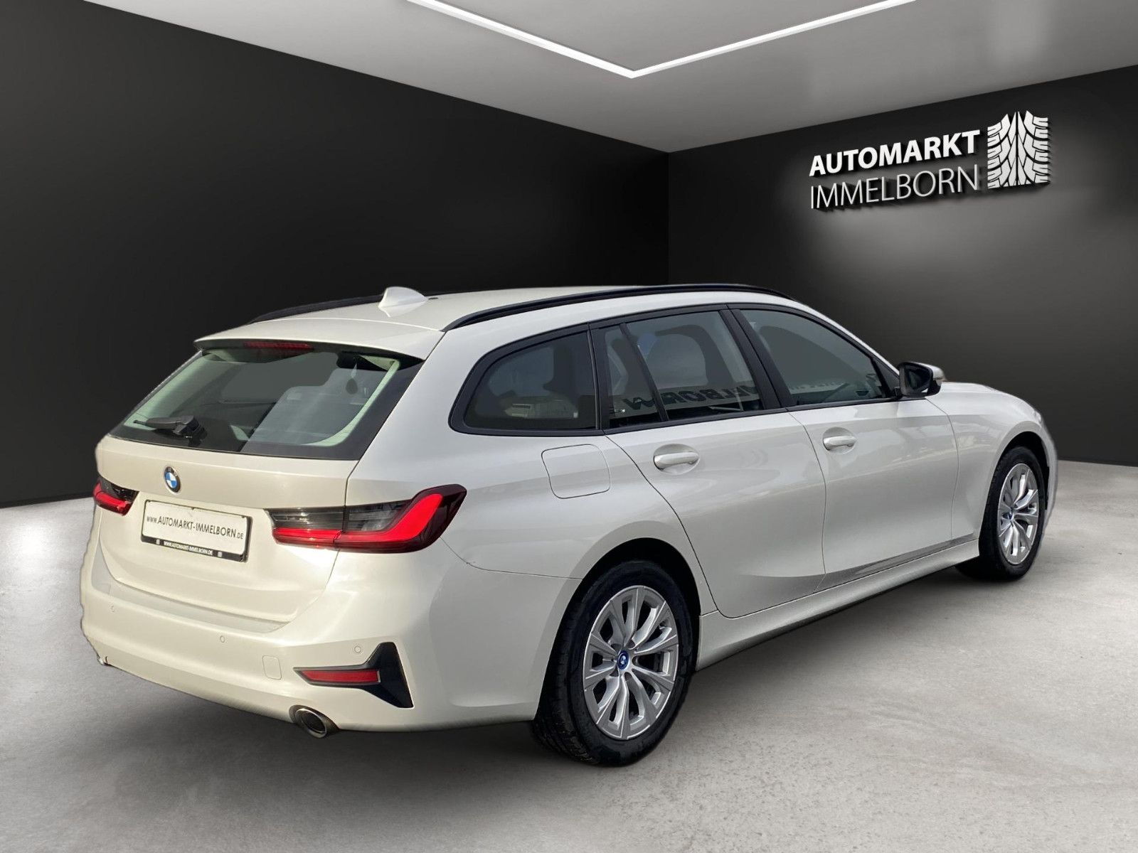 BMW 320 d - Samsaru's Car Outlet
