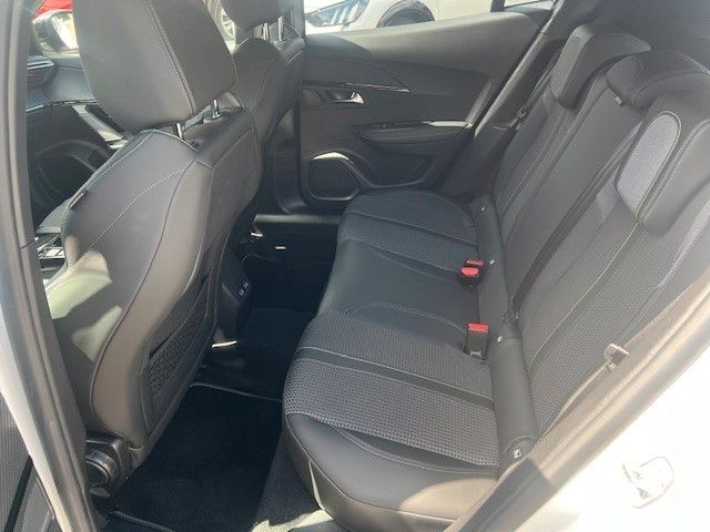 Peugeot 2008 e-GT - Samsaru's Car Outlet