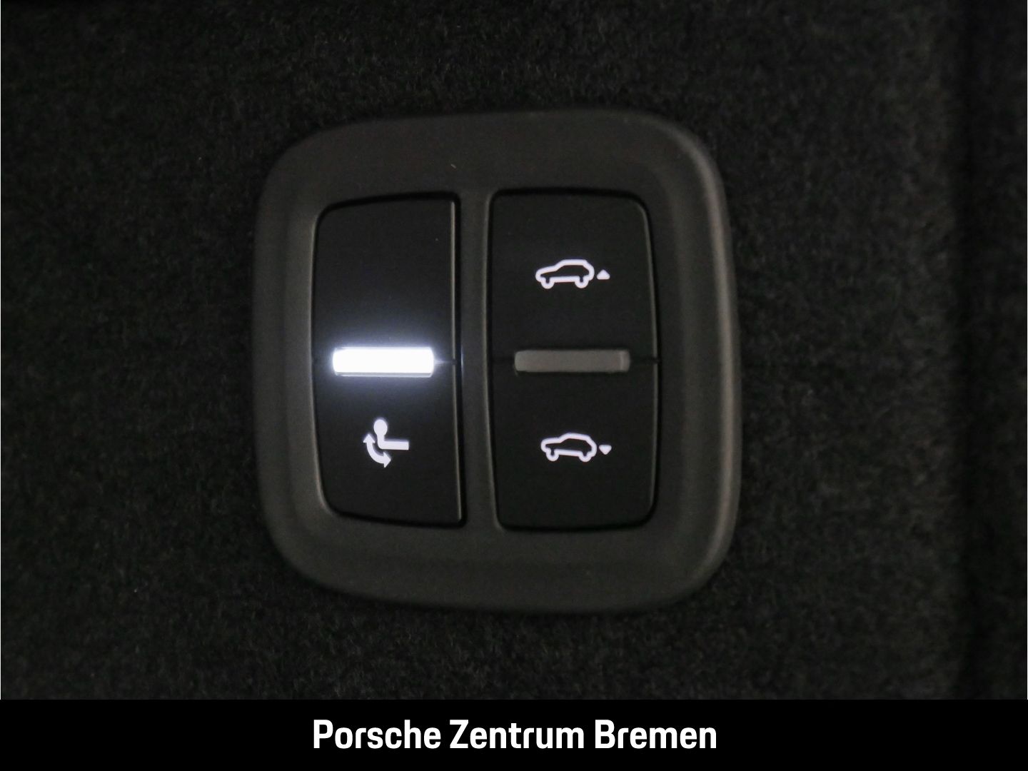 Porsche Macan 4S - Samsaru's Car Outlet
