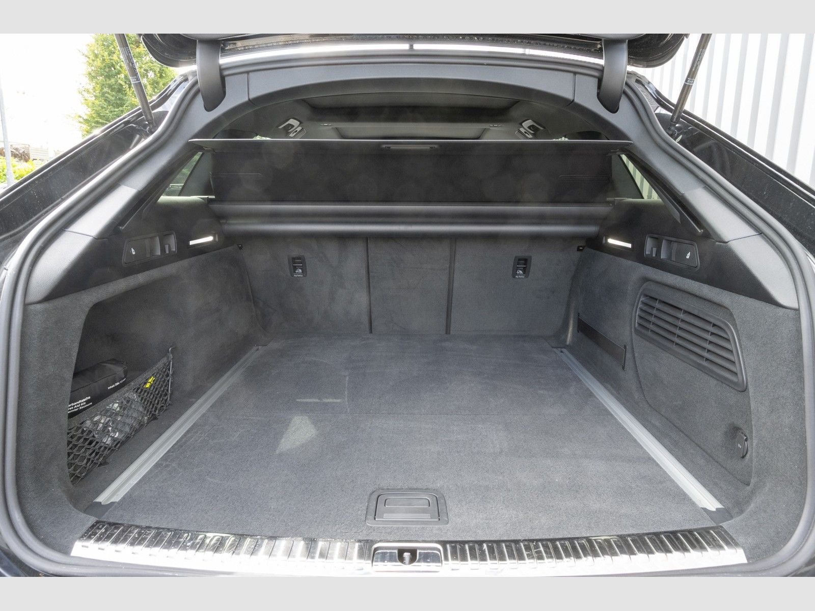 Audi RS6 All Black/B+O Advanced/RS-AGA/Pano/Laser/HuD