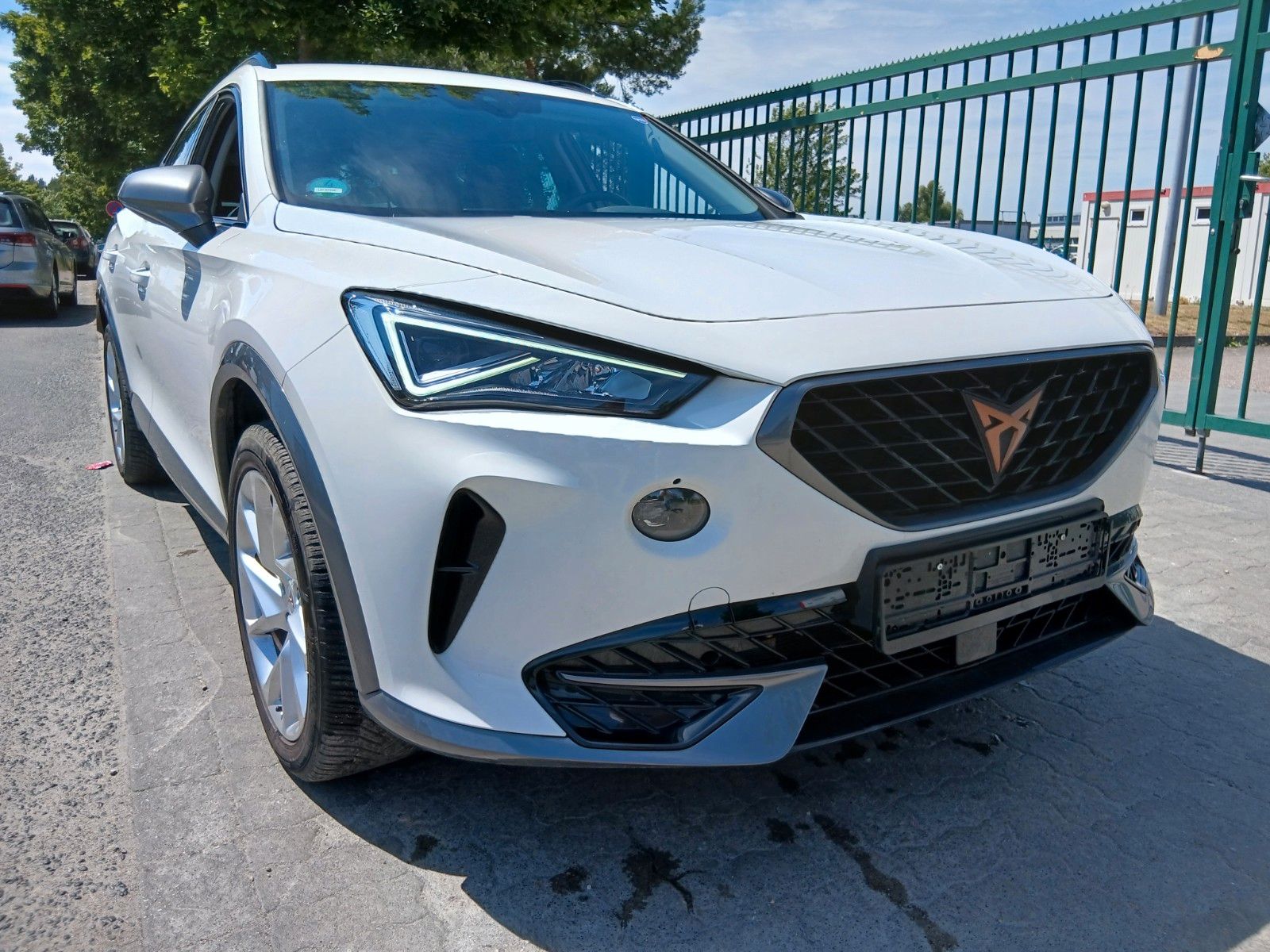 Cupra Formentor Hybrid Plug-in-Hybrid - Samsaru's Car Outlet