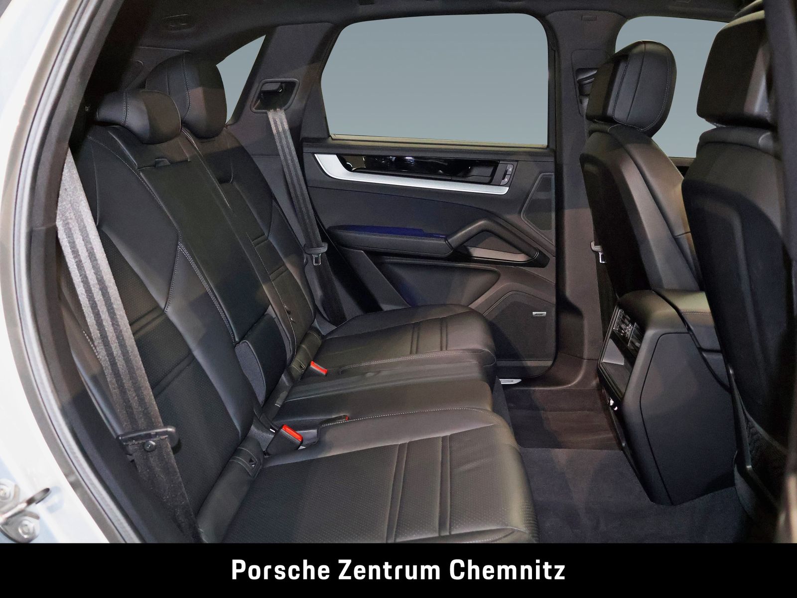 Porsche Cayenne E-Hybrid Luft;Chrono;BOSE;AHZV