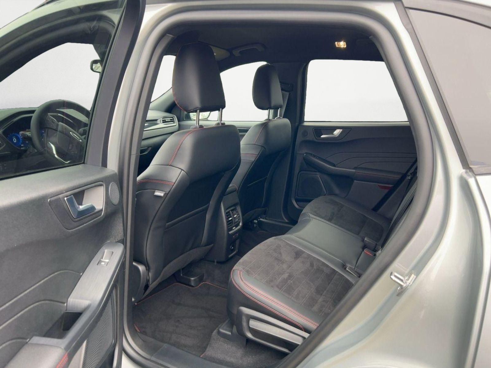 Ford KUGA ST-LINE X PHEV - Samsaru's Car Outlet