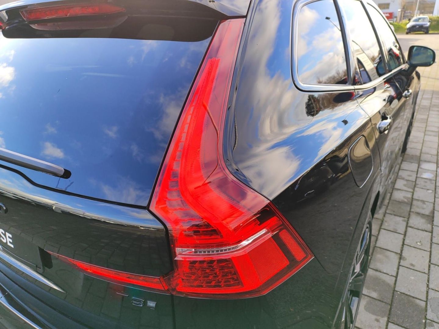 Volvo XC60 T8 Ultra Black Edition Recharge Plug-In Hyb