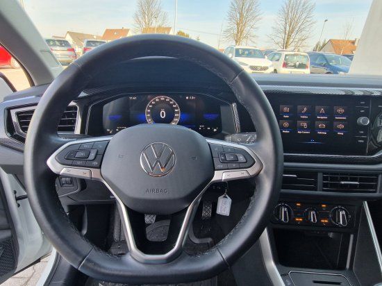 Volkswagen Taigo 1.0 TSI Life - Samsaru's Car Outlet