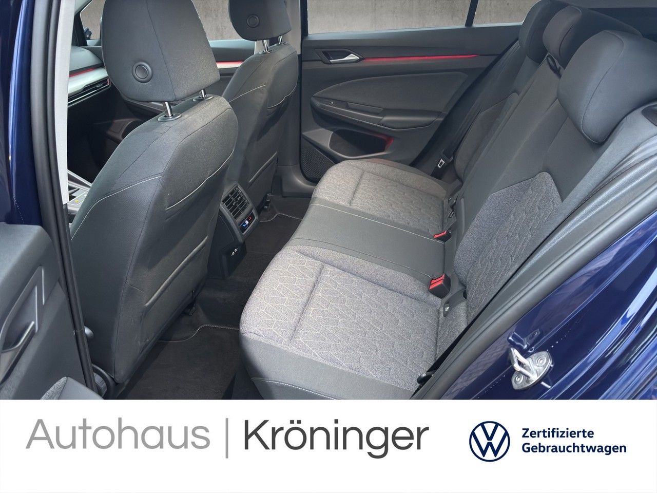 Volkswagen Golf VIII MOVE 1.5 TSI - Samsaru's Car Outlet