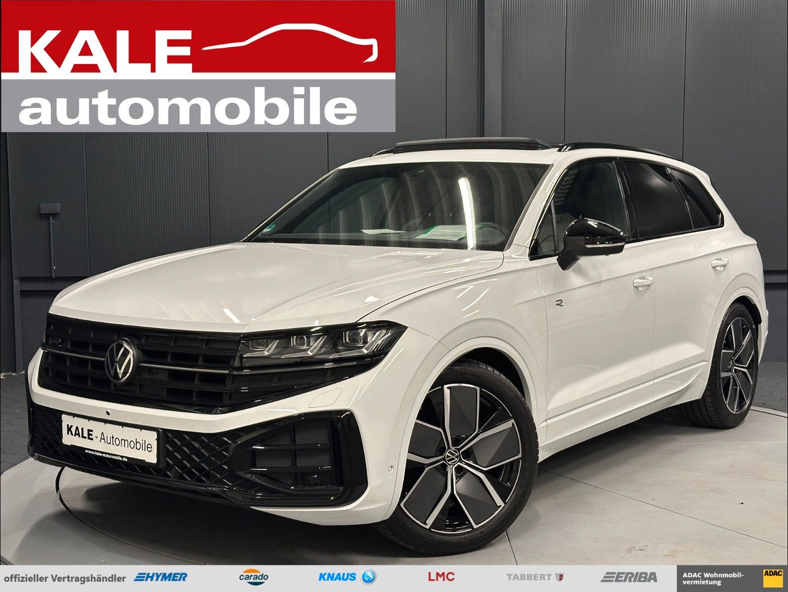 Volkswagen Touareg V6 TDI 4Motion R-Line Black - Samsaru's Car Outlet