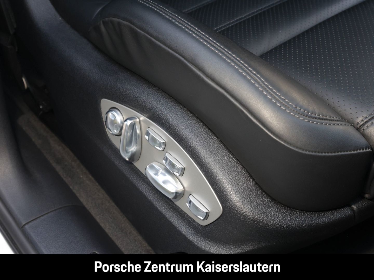 Porsche Macan S Panoramadach Surround-View Sport Chrono