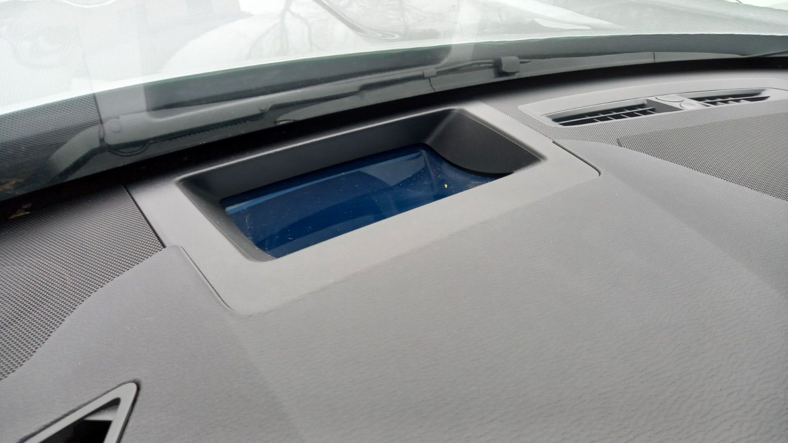 Mitsubishi Outlander PHEV Top