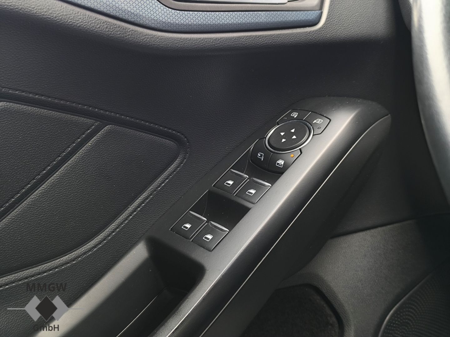 Ford Focus Turnier Active - Samsaru's Car Outlet