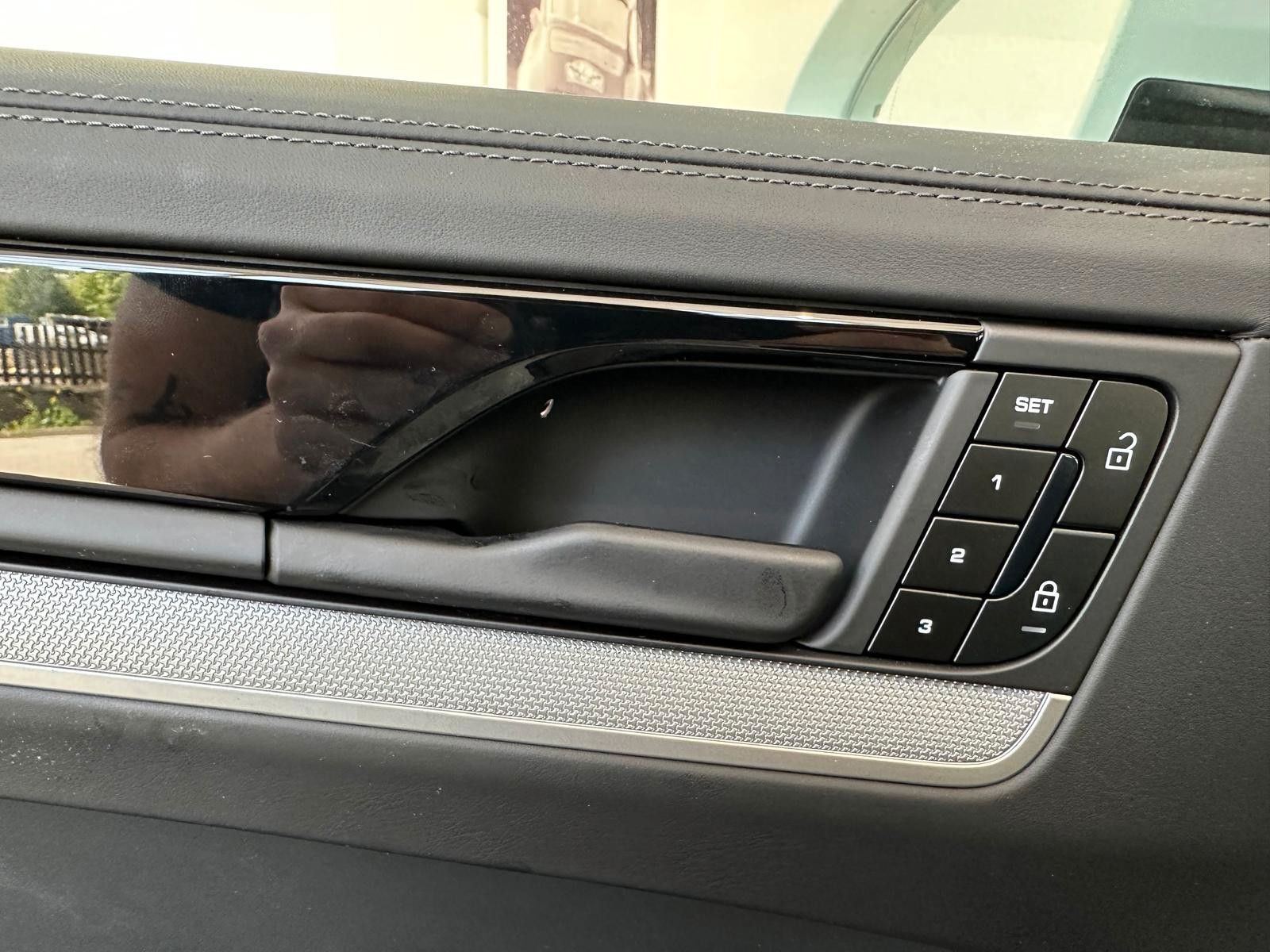 Porsche Cayenne Coupe Facelift MY25/-17%/Mass/Mtx/14W/21