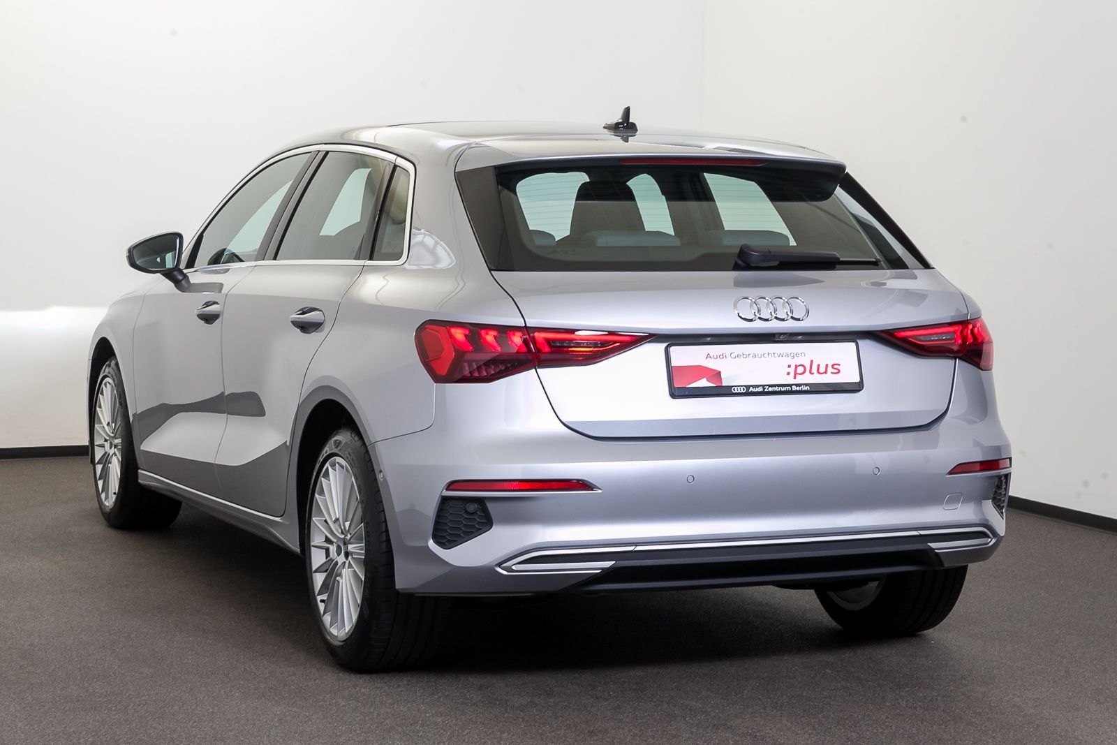 Audi A3 Sportback advanced 35 TFSI S tr. LED PANO RFK
