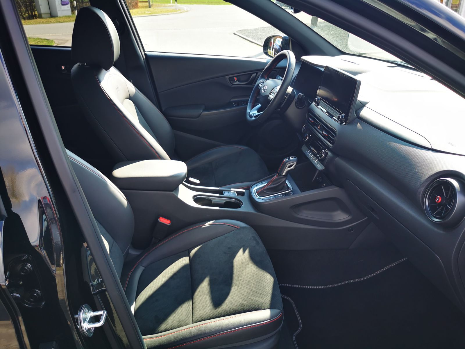 Hyundai Kona 1.6 T-GDI N Line 4WD - Samsaru's Car Outlet