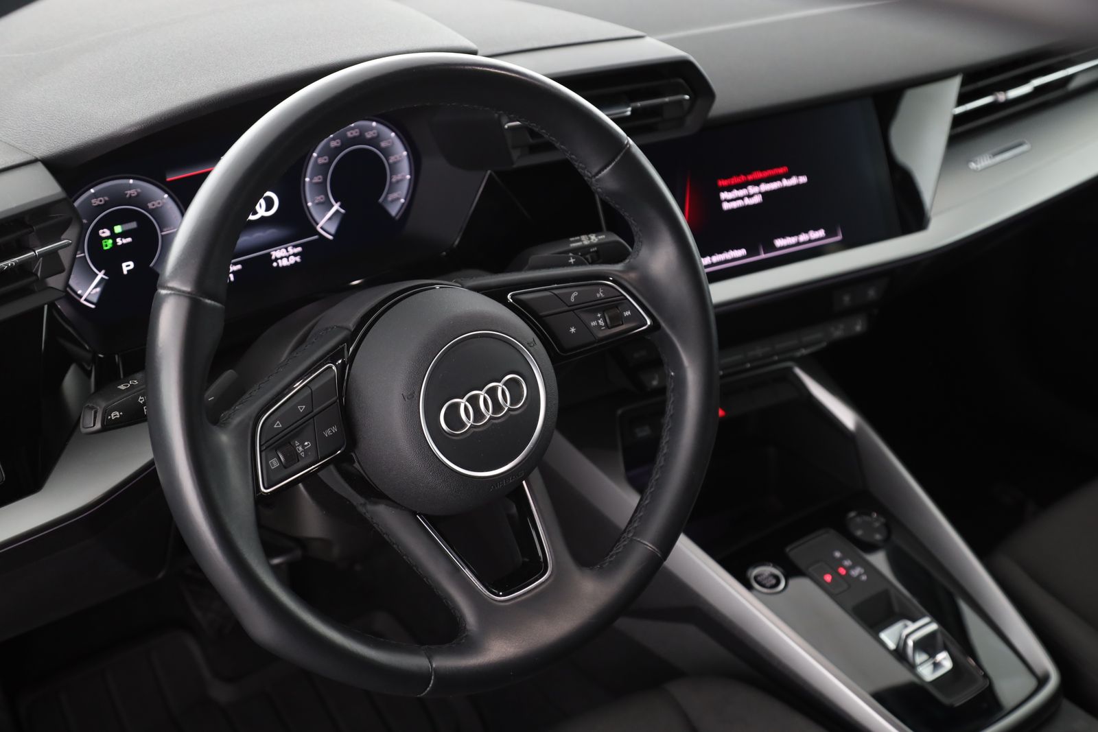 Audi A3 Sportback 40 TFSI e S tronic | NAVI | AHK |