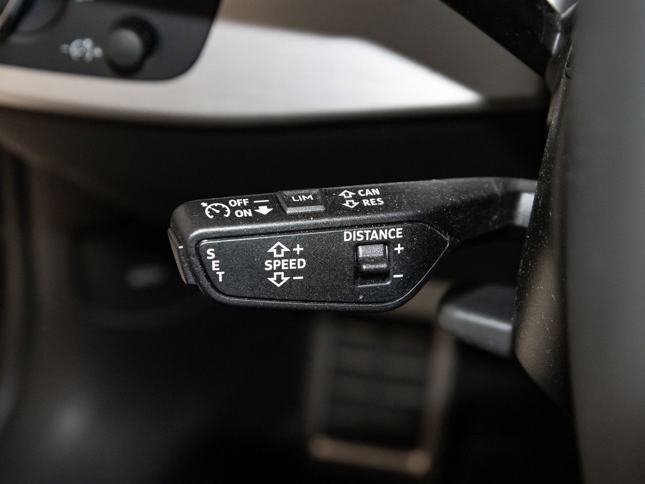 Audi A5 Coupé 45 TFSI quattro S line AHK Keyless 19''