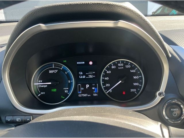 Mitsubishi Eclipse Cross Plus Select Black Hybrid 4WD 2.4 M