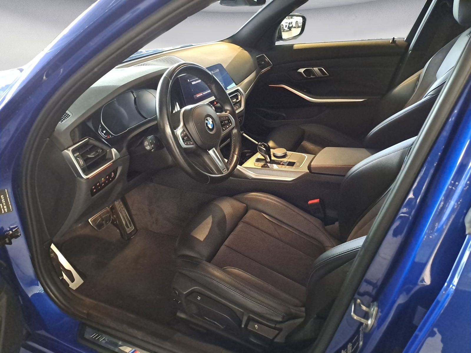 BMW 330i xDrive Touring M Sport - Samsaru's Car Outlet