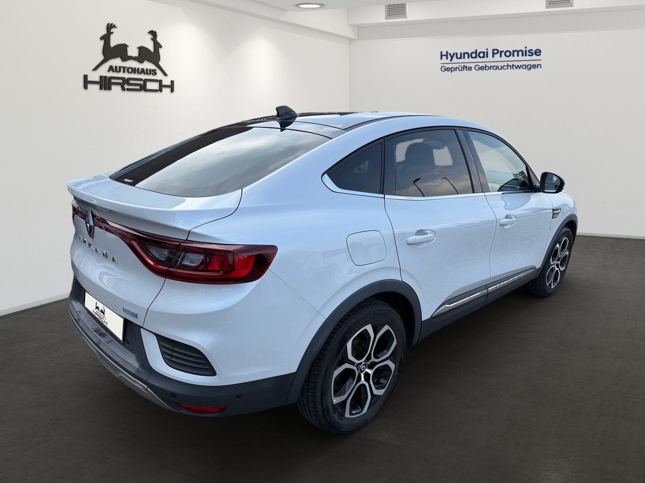 Renault Arkana Intens E-Tech Hybrid - Samsaru's Car Outlet