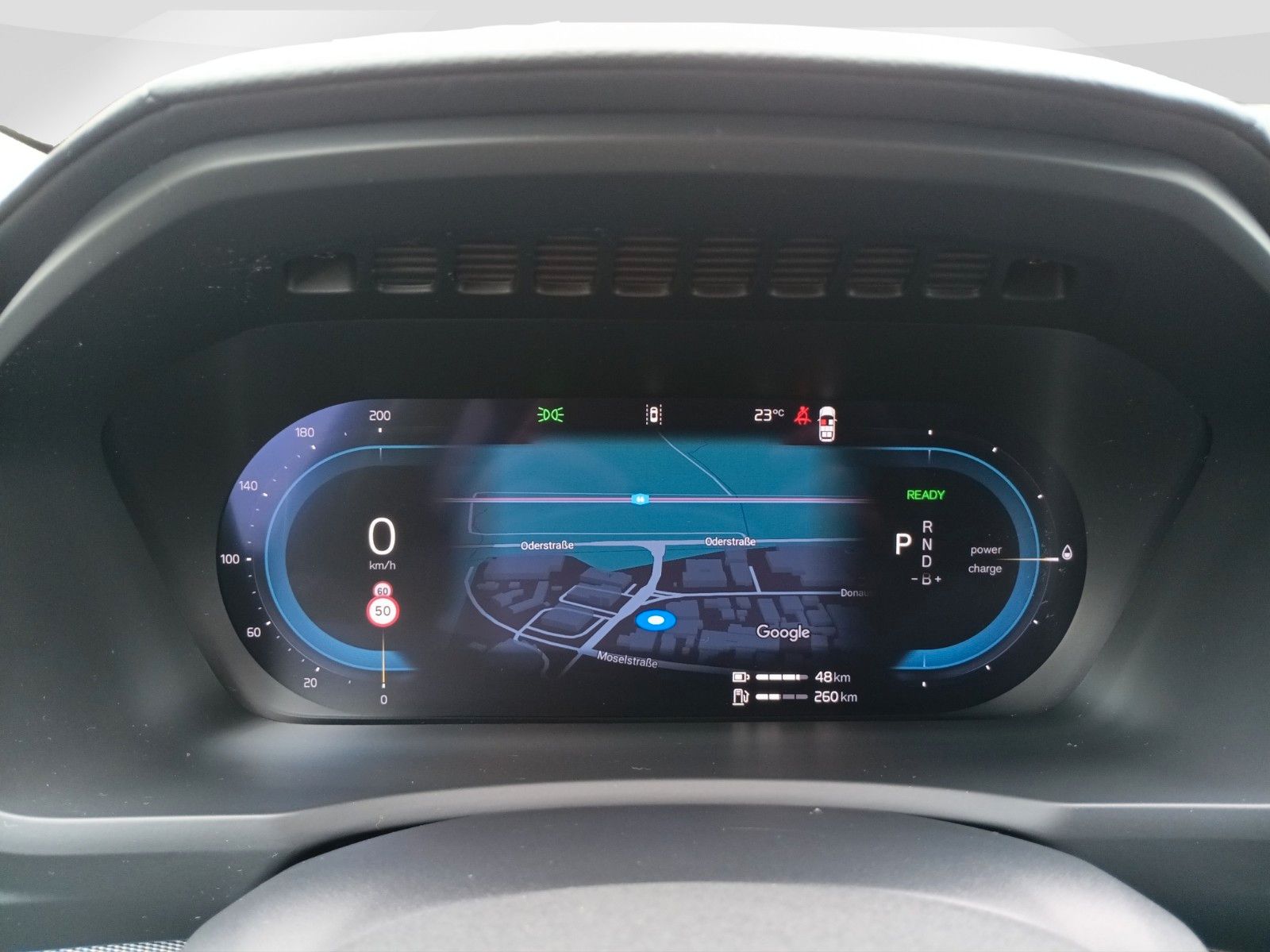 Volvo XC90 T8 Twin Engine AWD - Samsaru's Car Outlet