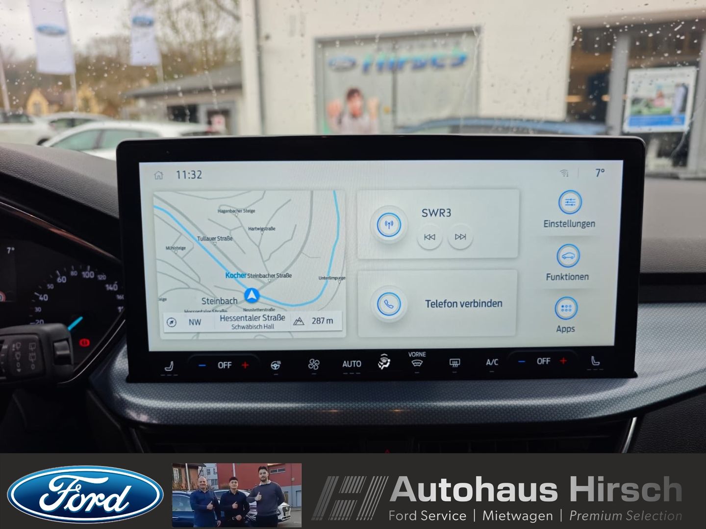 Ford Focus Turnier Active Navi LED ACC Apple CarPlay