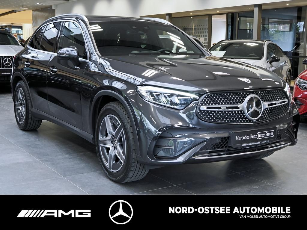 Mercedes-Benz GLC 300 d AMG 4M AHK DISTRONIC MBUX KEYLESS-GO