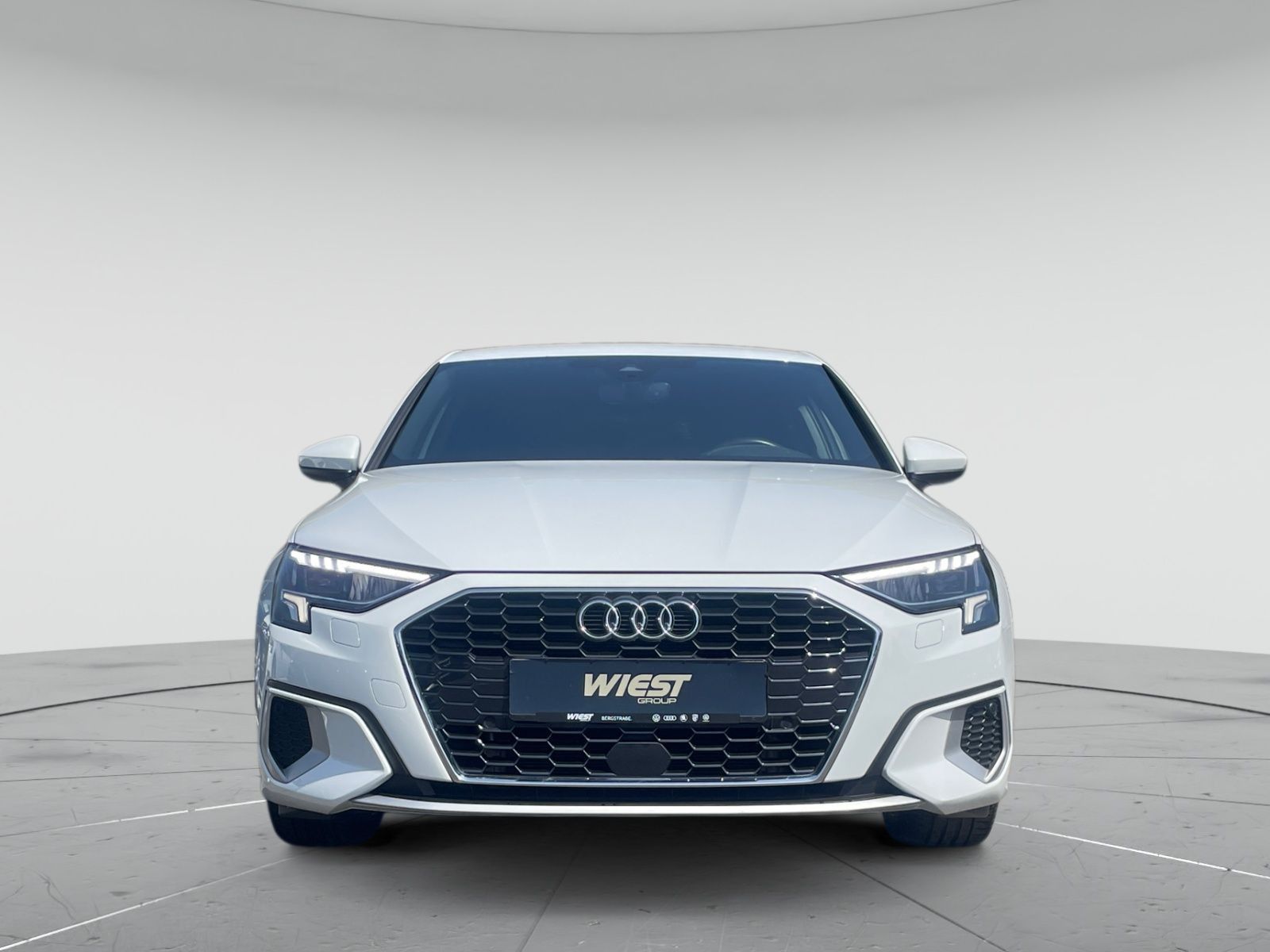 Audi A3 Sportback 40 1.4 TFSIe advanced S line Navi R