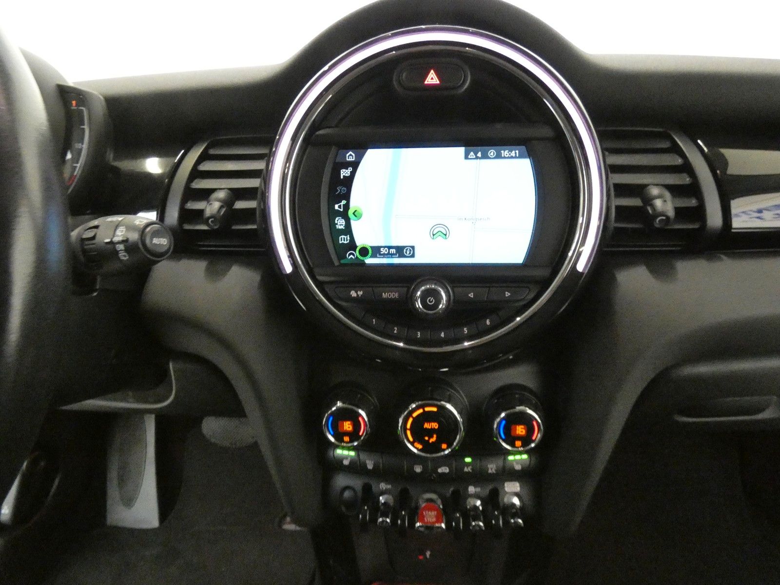 MINI Cooper Chili - Samsaru's Car Outlet