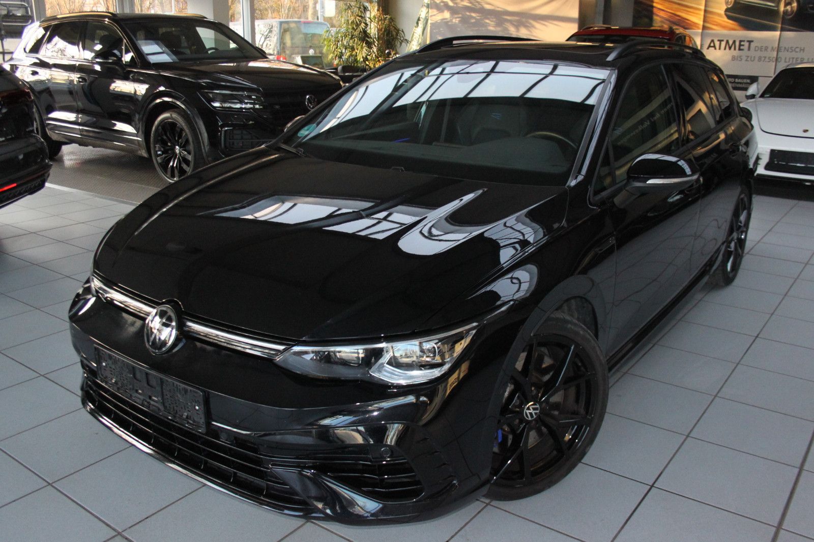 Volkswagen Golf VIII Variant R/DSG/PANO/LEDER/IQLED/H&K/BLC