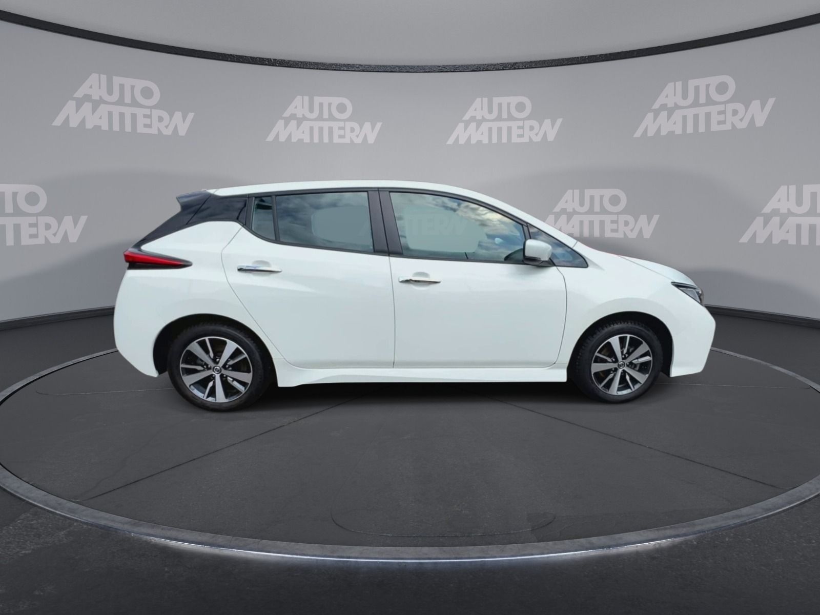 Nissan Leaf Acenta - Samsaru's Car Outlet