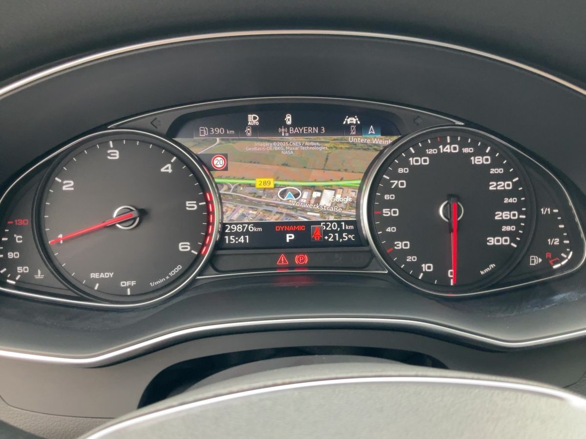 Audi A6 Avant 40 TDI QU S-TR DESIGN - Samsaru's Car Outlet