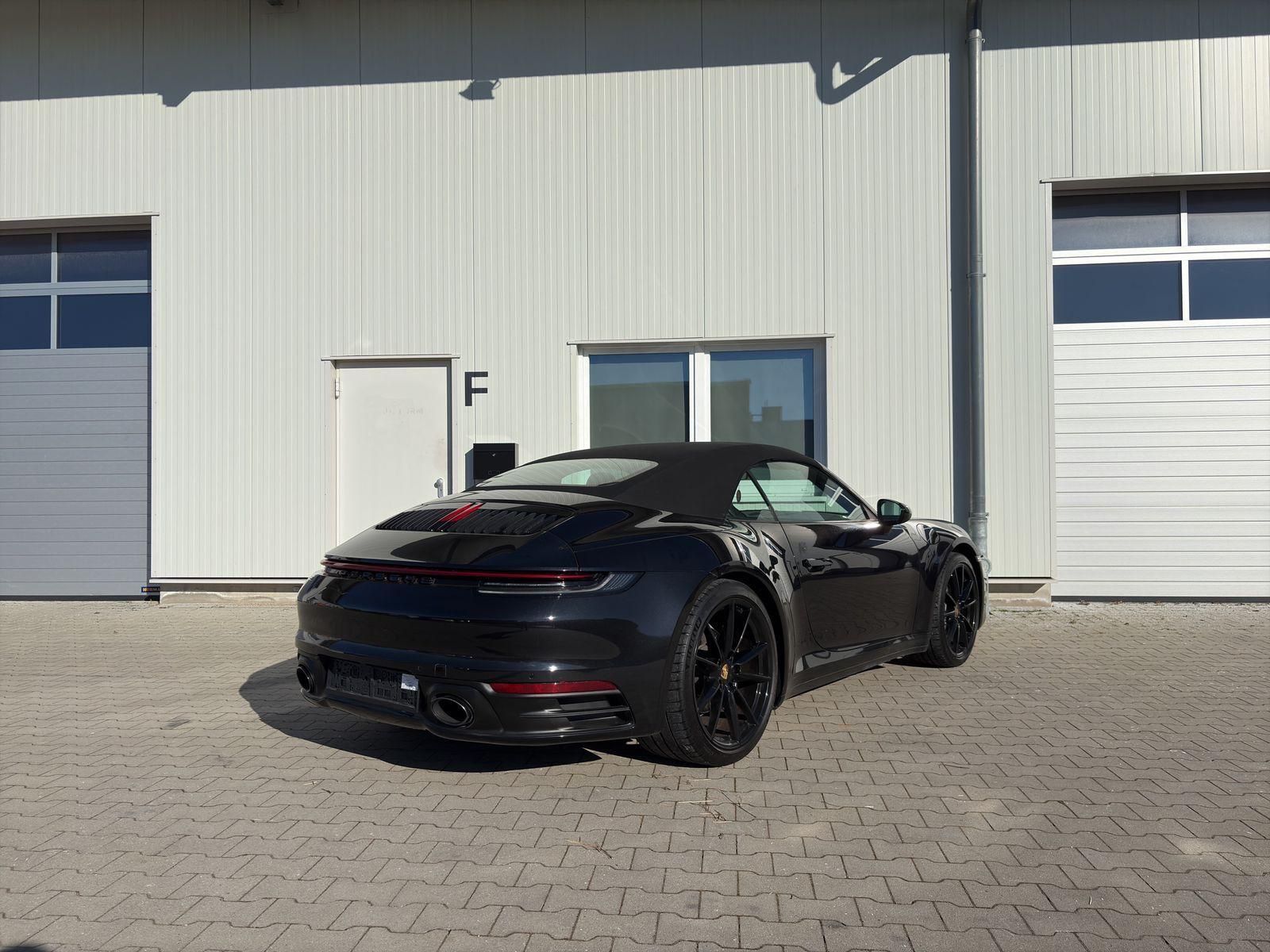 Porsche 992 Cabrio - Samsaru's Car Outlet