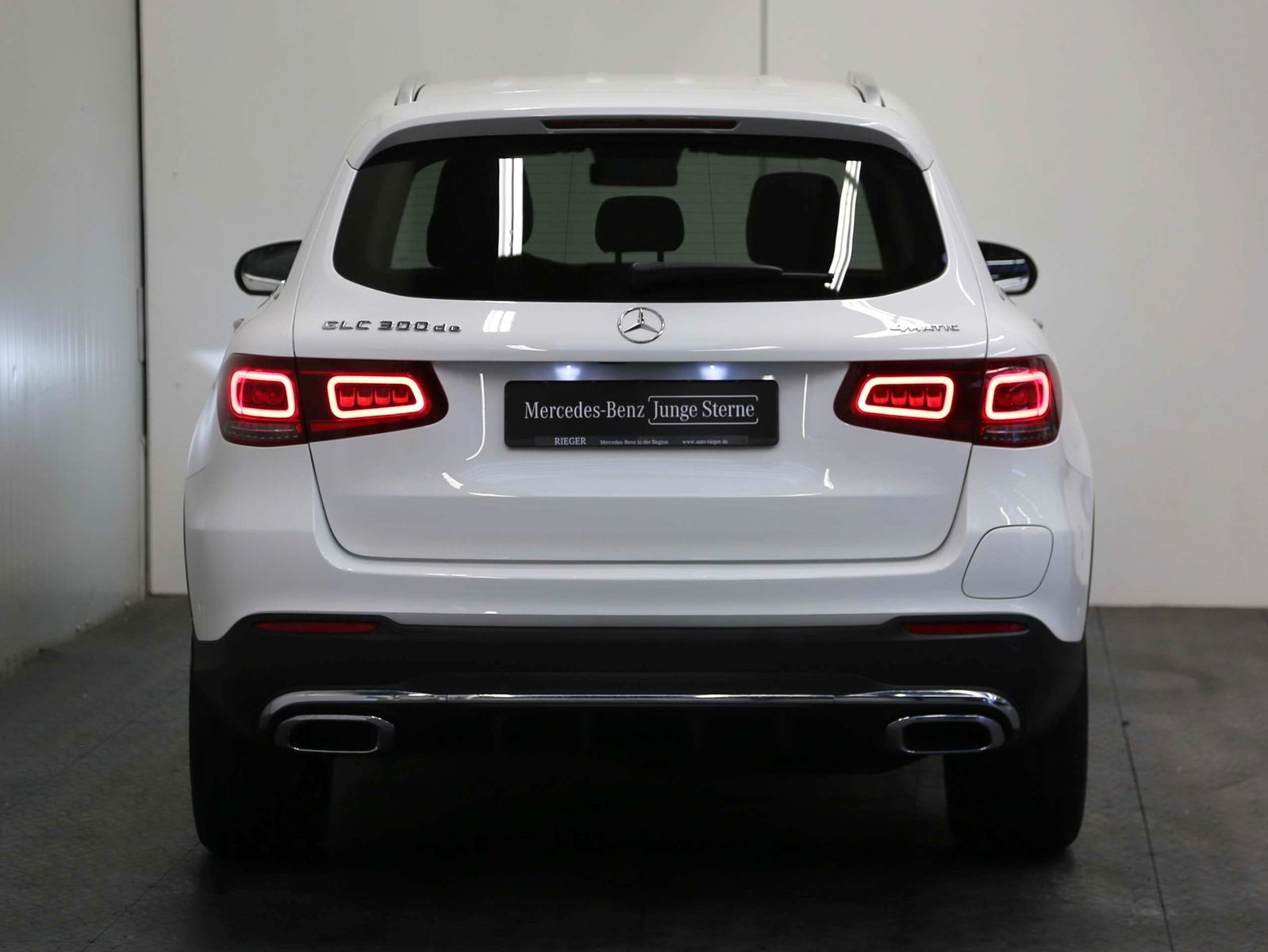Mercedes-Benz GLC 300 de 4M AMG - Samsaru's Car Outlet