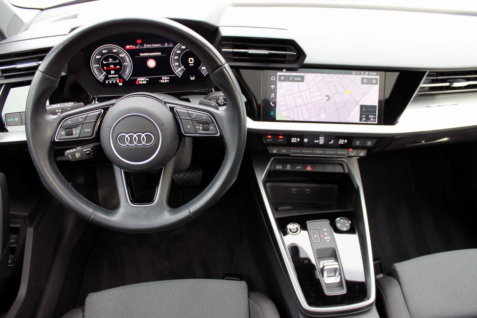 Audi A3 45TFSI e SLine STronic Sportback LED ACC KAM