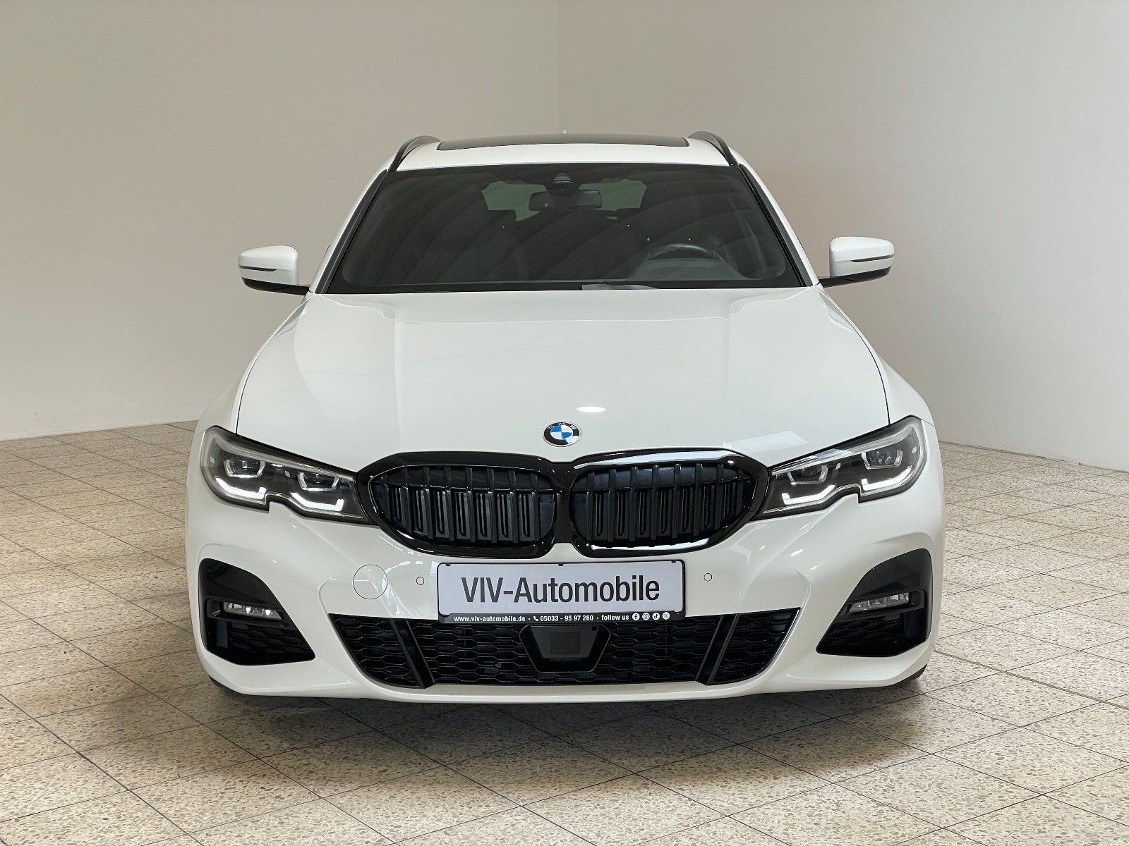 BMW 320d M Sport - Samsaru's Car Outlet