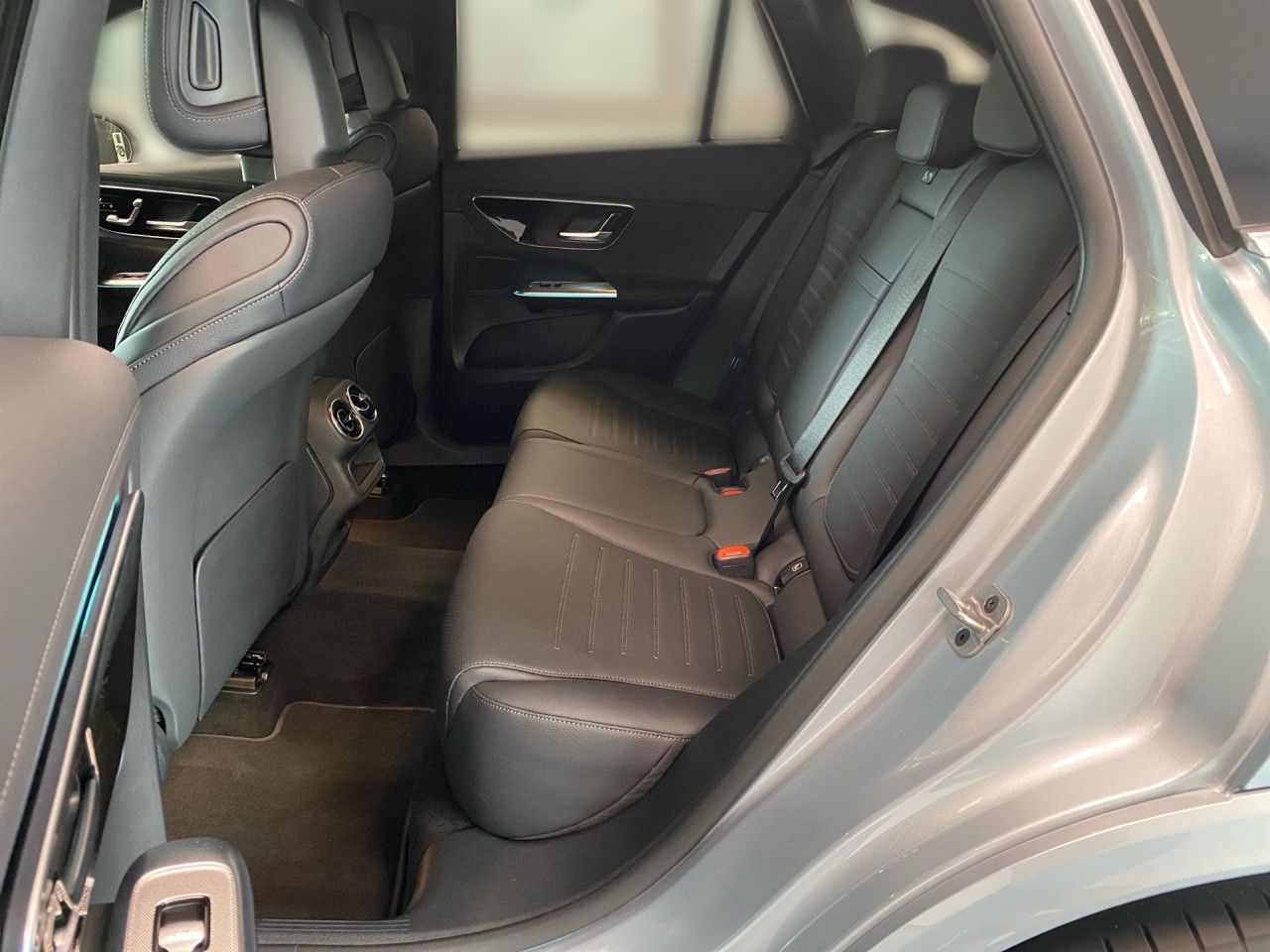 Mercedes-Benz GLC 300 e 4Matic AMG+360°+PANO+AHK+KEYLESS