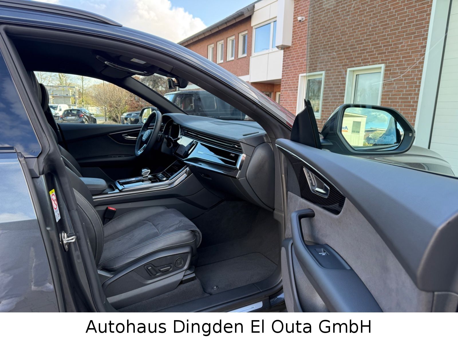 Audi Q8 50 TDI quattro S Line Competition Plus