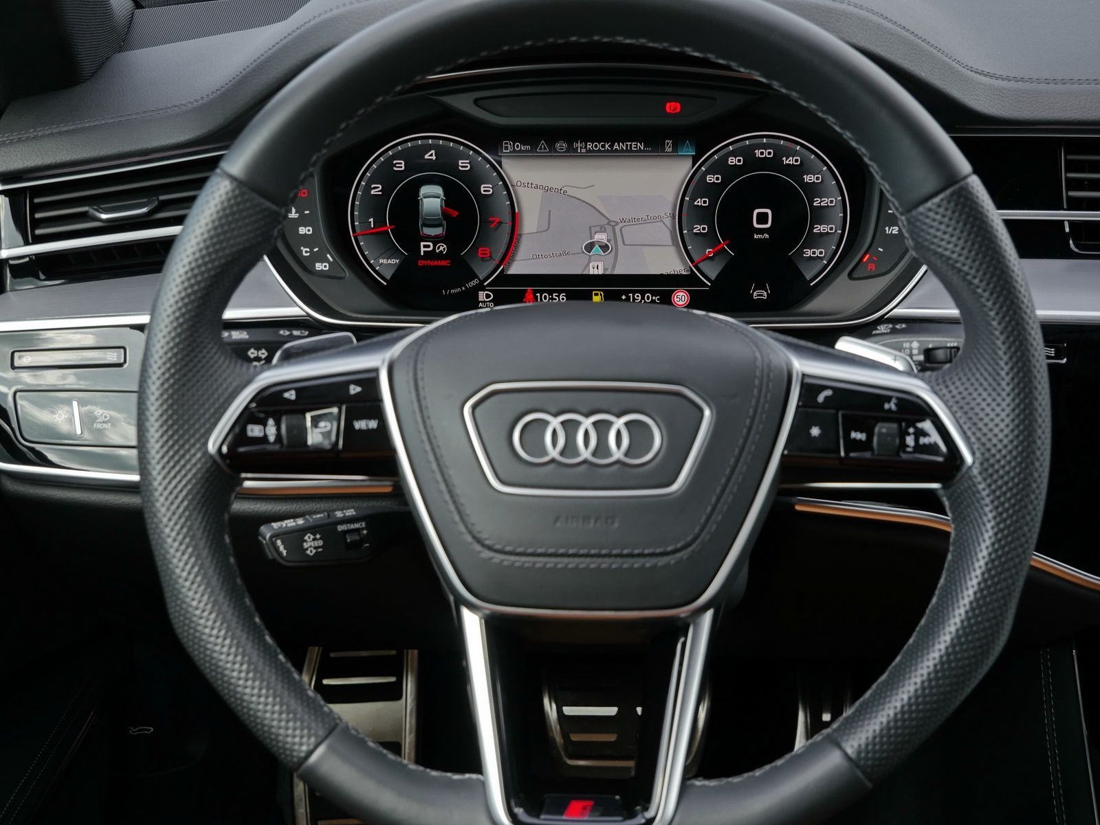 Audi A8 60 TFSI qu. S line - Samsaru's Car Outlet