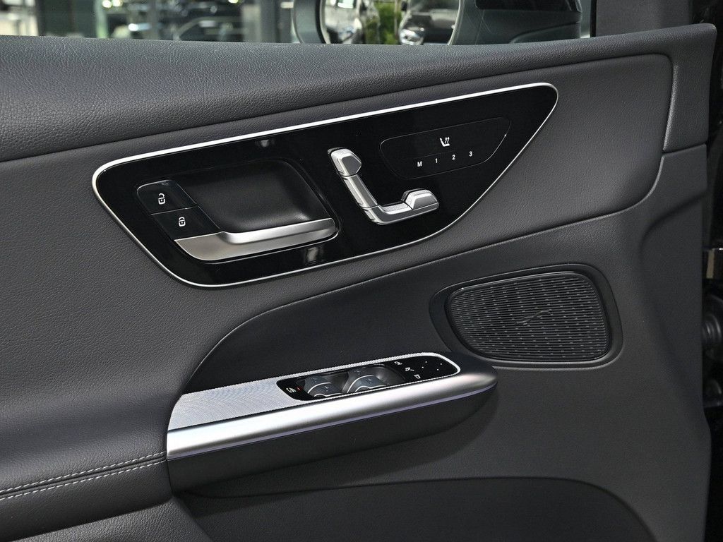 Mercedes-Benz GLC 300 de 4M Avantgarde Advanced Plus - Samsaru's Car Outlet