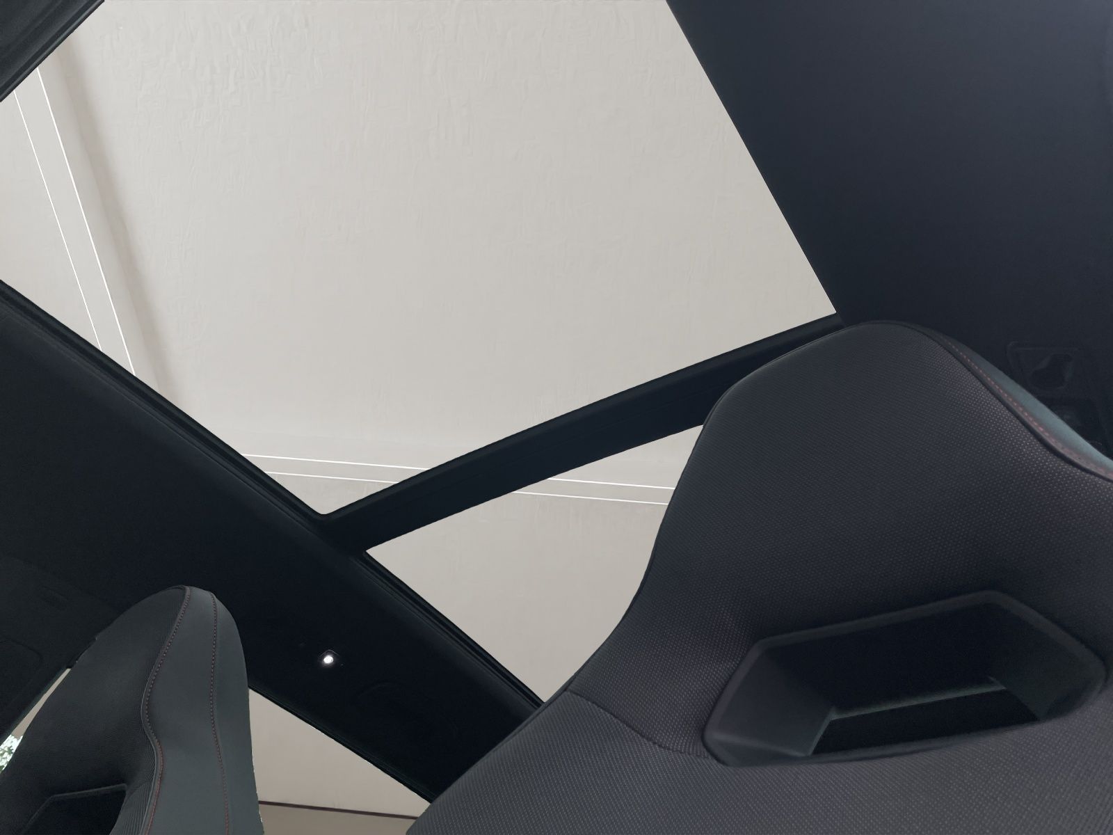 Seat Tarraco 1.4 E-Hybrid  DSG FR AHK PANO LED NAVI