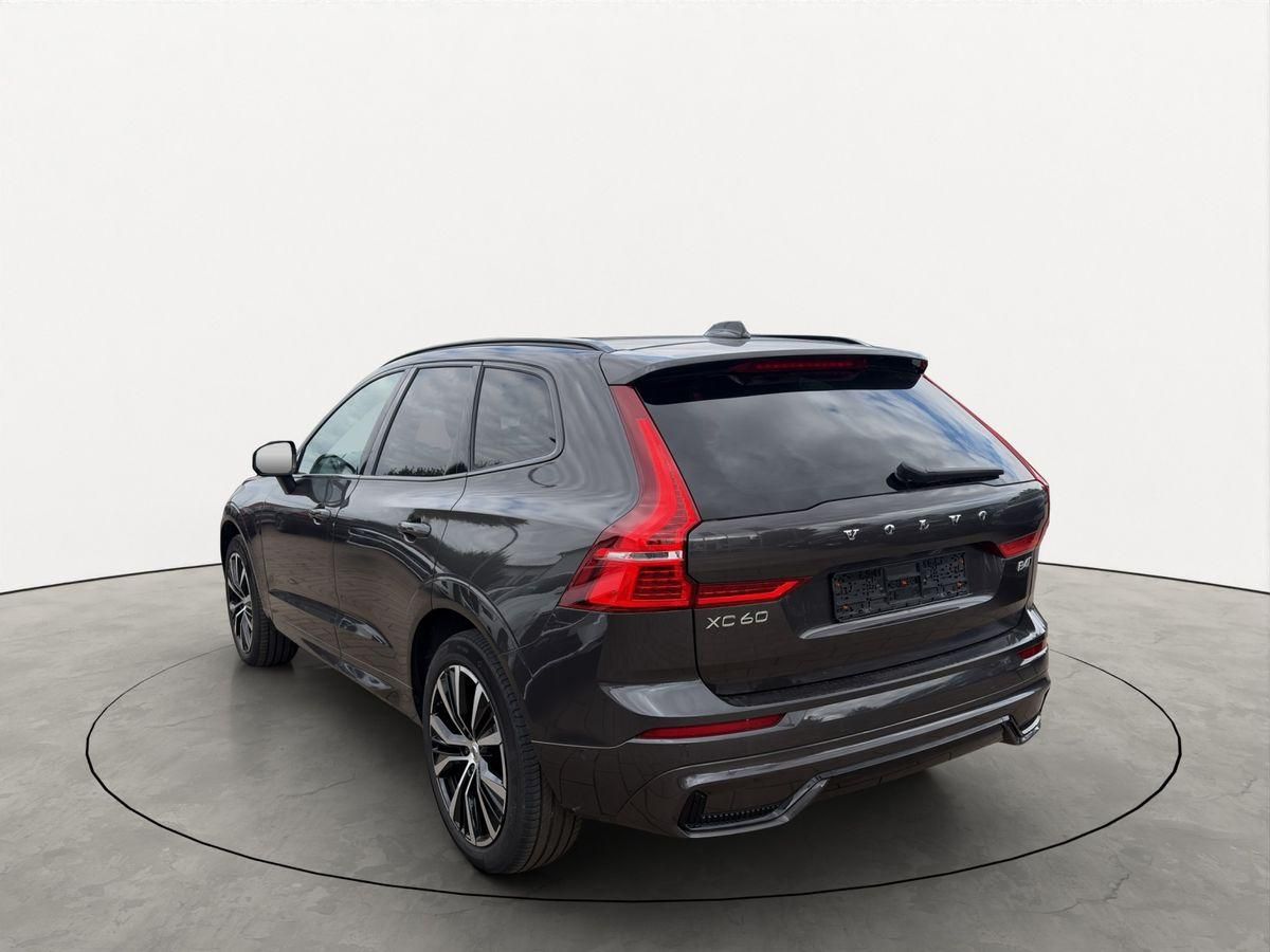 Volvo XC60 B4 AWD Plus Dark 360° PANO AHK H/K LED 20"