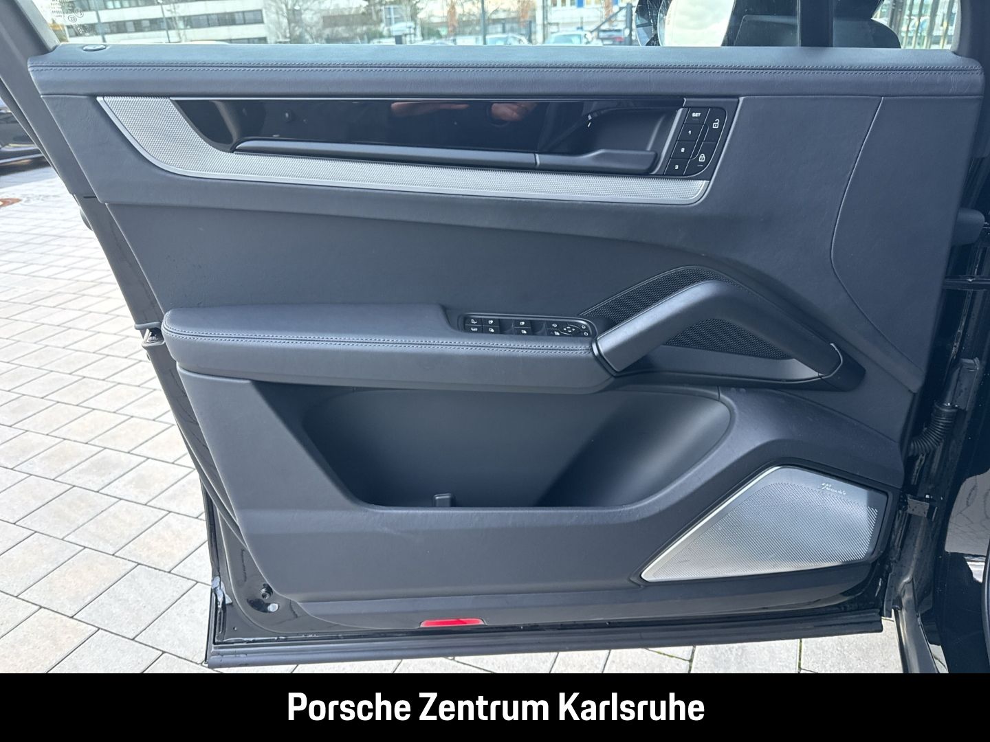 Porsche Cayenne E-Hybrid Burmester Luftfederung LED