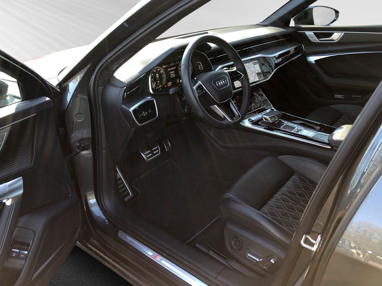 Audi A6 Avant 55 TFSI e Design S-LINE+MATRIX+PANO+ACC