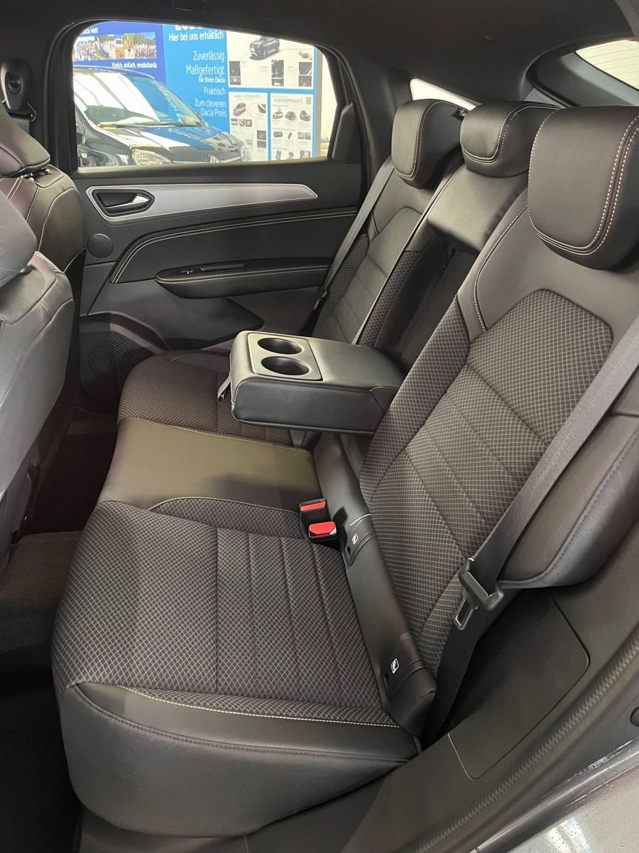 Renault Arkana Techno - Samsaru's Car Outlet