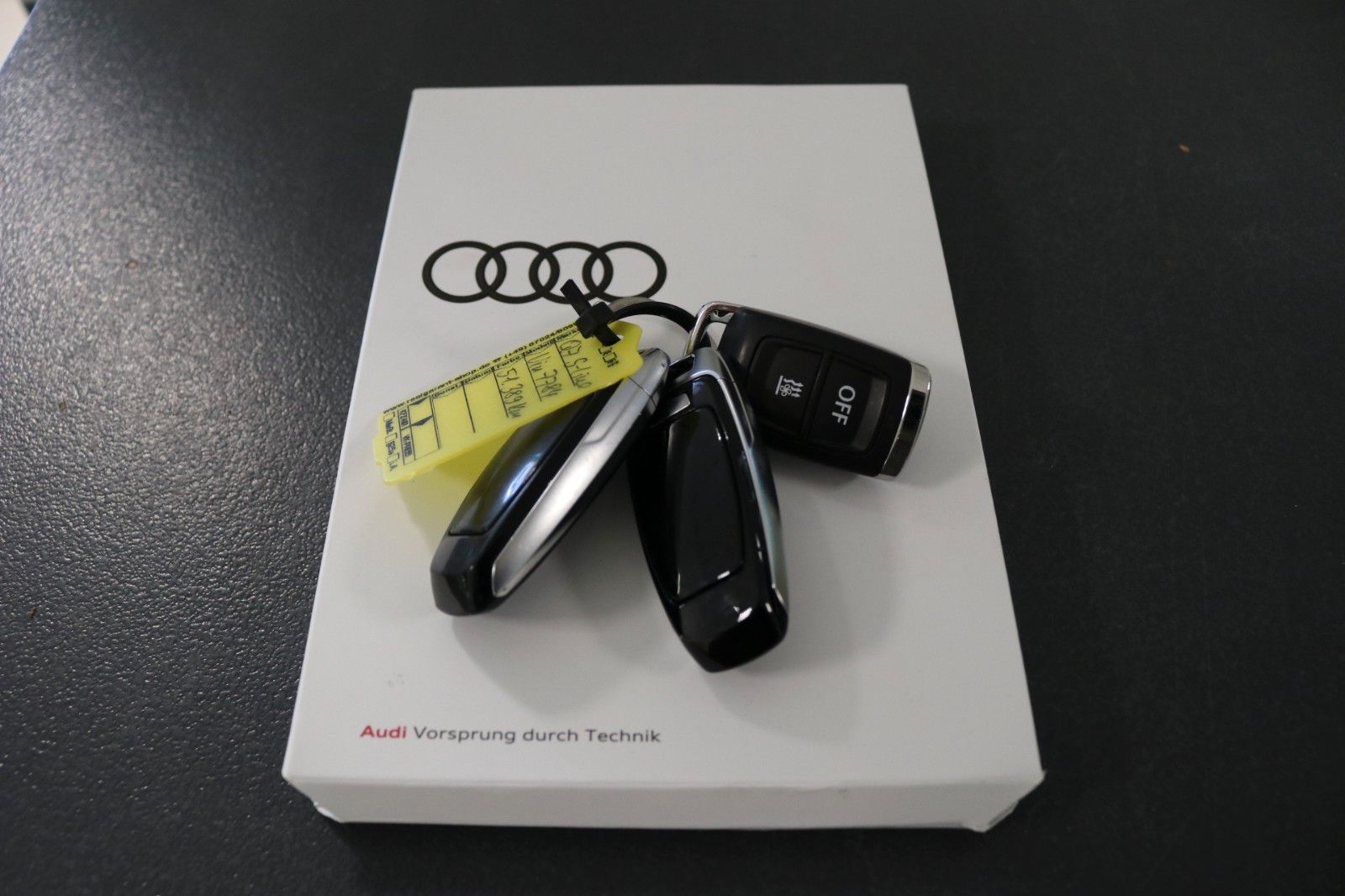 Audi Q7 S-Line competition plus Luft HUD Laser 7-Sitz