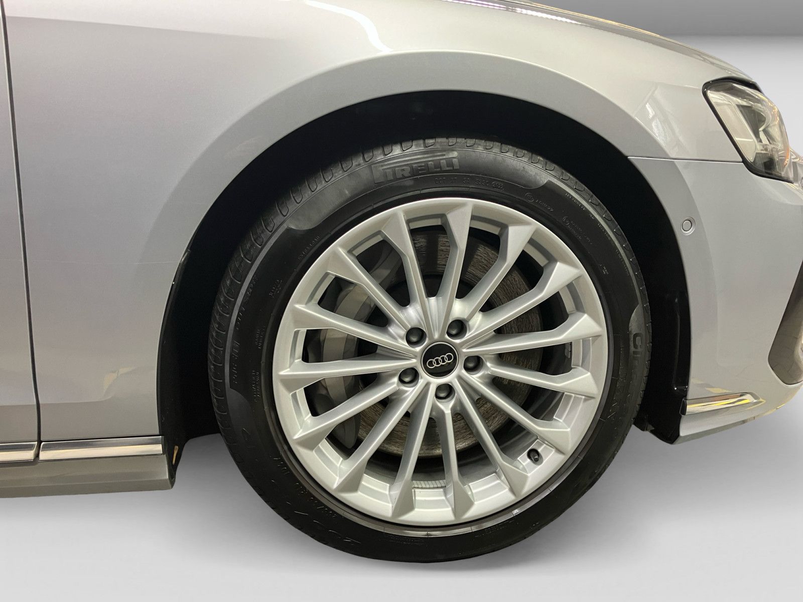 Audi A8 L 60 TFSI quattro - Samsaru's Car Outlet