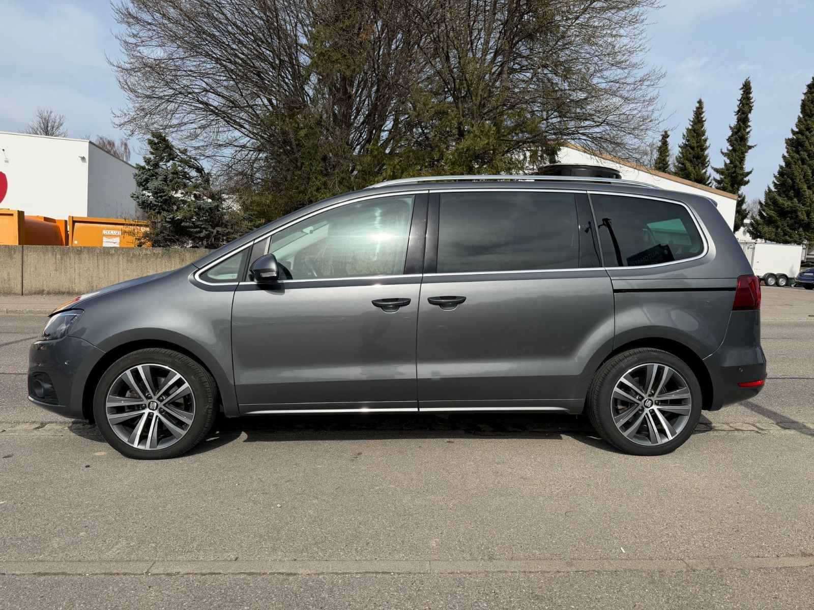 Seat Alhambra FR-Line NAVI/ACC/Bi-XENON/1.Hd