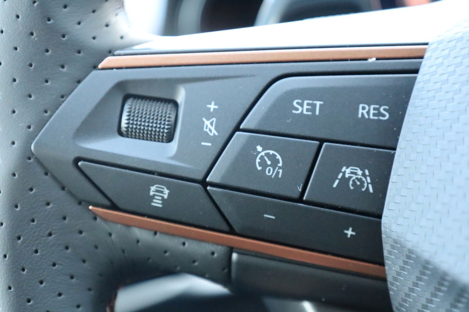 Cupra Formentor VZ 2.0 TSI 245PD DSG - Samsaru's Car Outlet