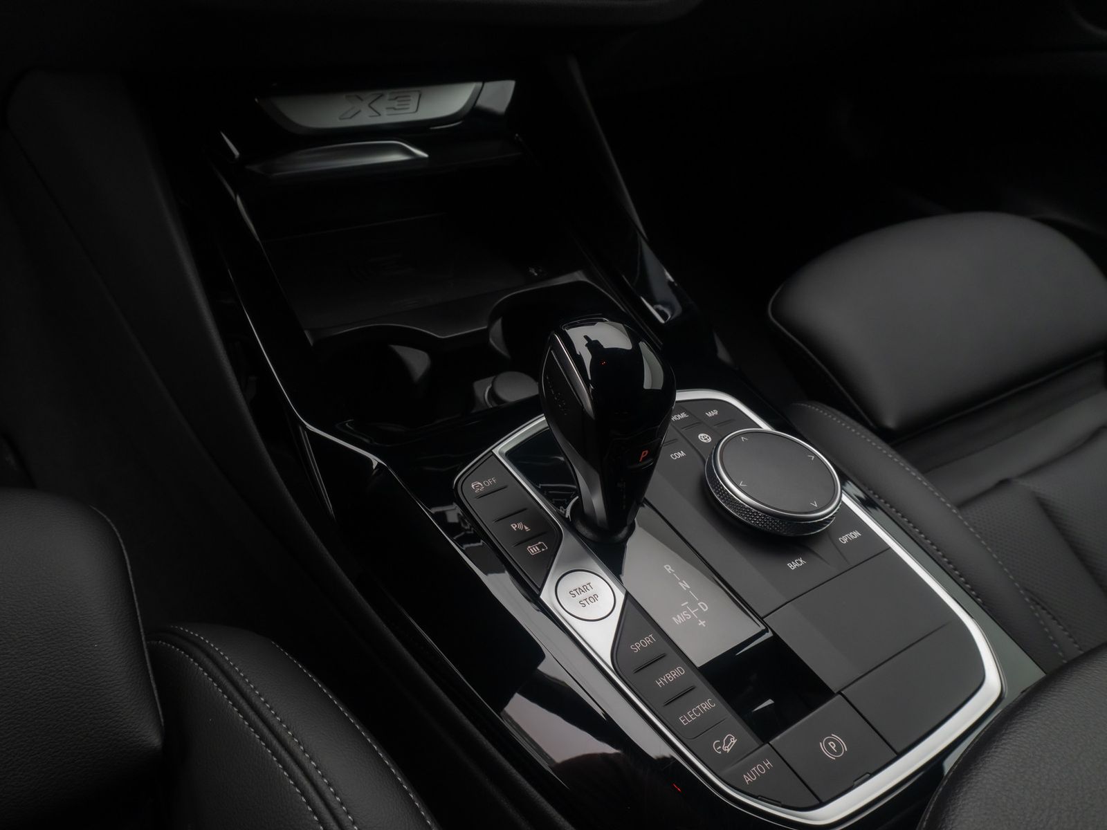 BMW X3 xD30e Leder HUD DAB Kamera Laser Sport 20Zoll