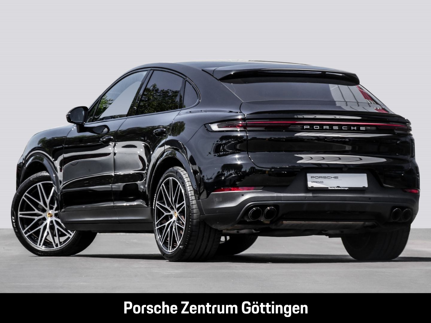 Porsche Cayenne Coupe BOSE Luftfederung Panoramadach LED